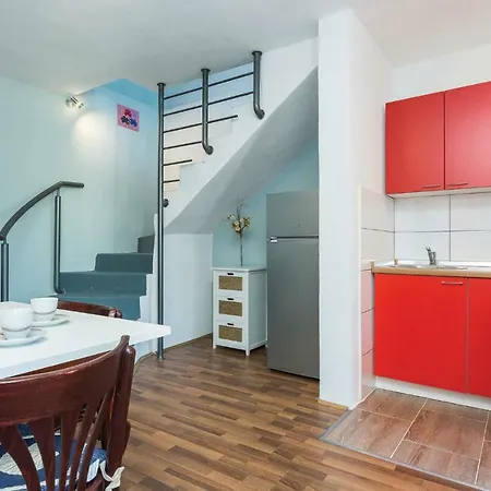 One-bedroom Holiday In *