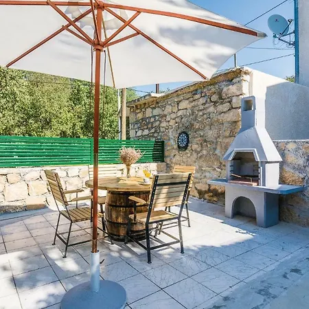 One-bedroom Holiday In *