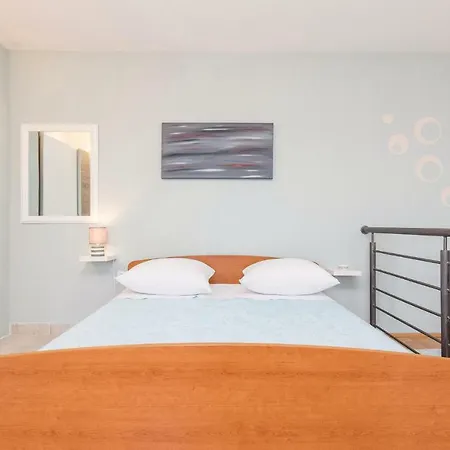 One-bedroom Holiday In
